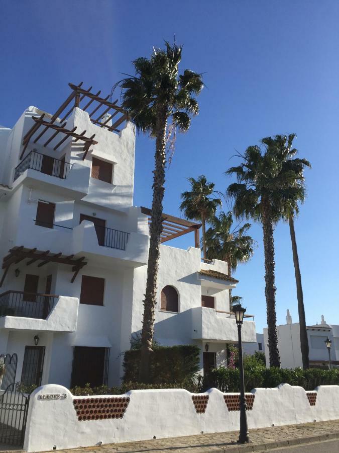 Апартаменти Exclusivo Zahara Urb Bahia De La Plata Саара-де-лос-Атунес Екстер'єр фото